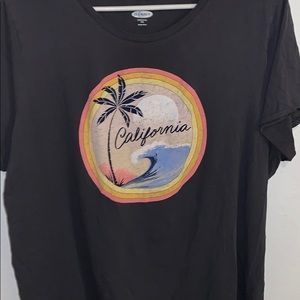 grey old navy t shirt